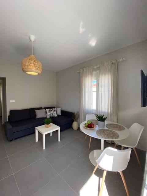 Fanouris Luxury Apartments 2 Chrissi Akti Chania Exterior foto
