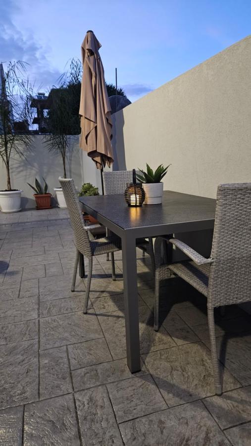 Fanouris Luxury Apartments 2 Chrissi Akti Chania Exterior foto