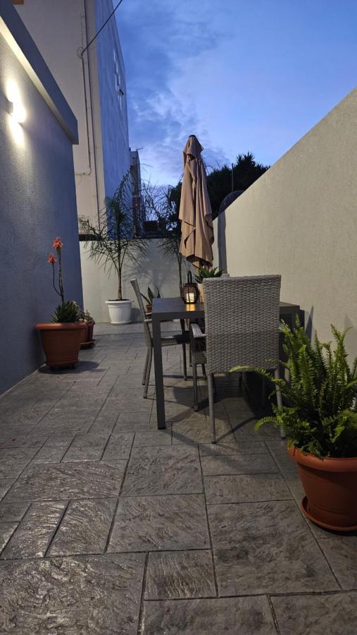Fanouris Luxury Apartments 2 Chrissi Akti Chania Exterior foto